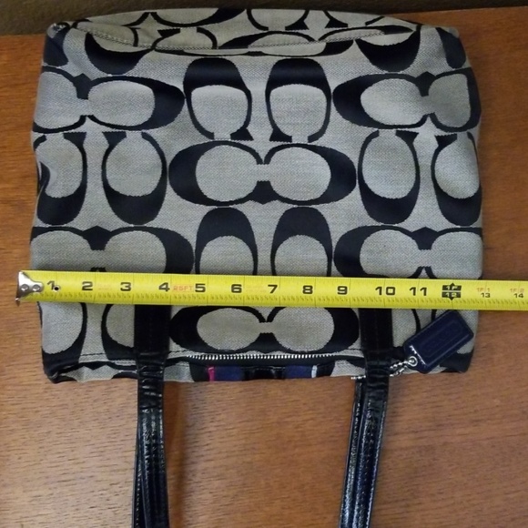 Coach Signature Stripe set - Picture 8 of 8